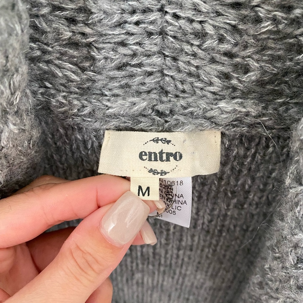 Grey Ruffle Sweater Vest - Picture 3 of 4